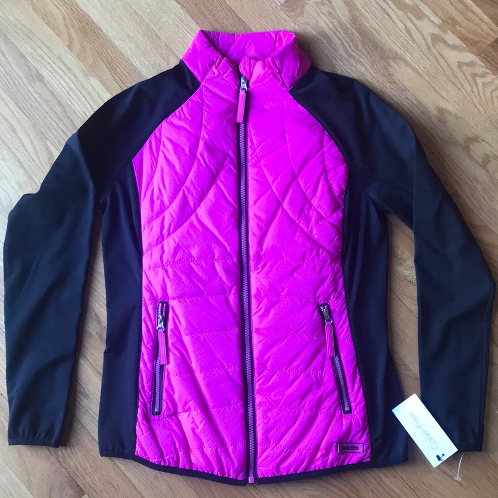 Women’s zip up jacket